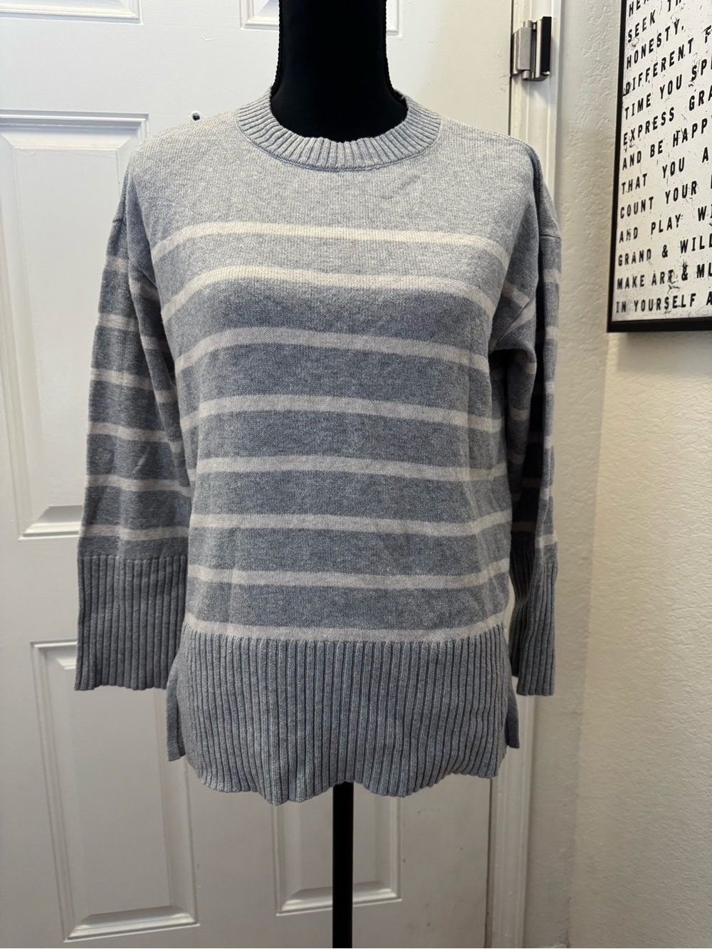 Loft Gray Striped Crewneck Sweater - Lightweight Women's Knit 0221